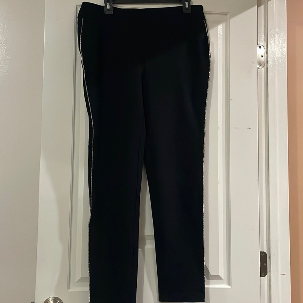 Studio by Badgley Mischka black jeweled leggings! Size XL NWT